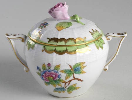 Queen Victoria (Green Border) Sugar Bowl & Lid