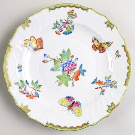 Queen Victoria (Green Border) Luncheon Plate
