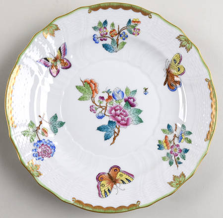 Queen Victoria (Green Border) Luncheon Plate