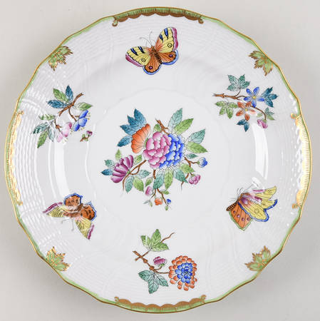 Queen Victoria (Green Border) Luncheon Plate