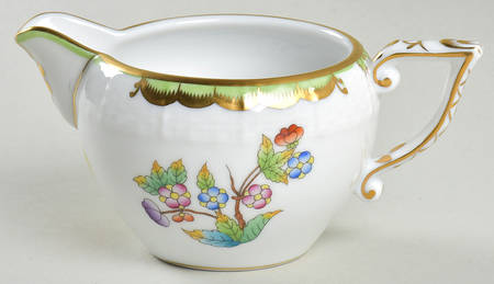 Queen Victoria (Green Border) Creamer