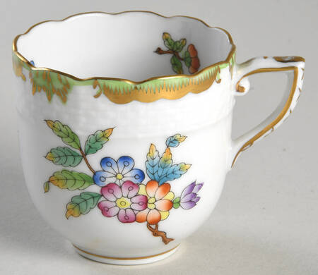Queen Victoria (Green Border) Flat Demitasse Cup