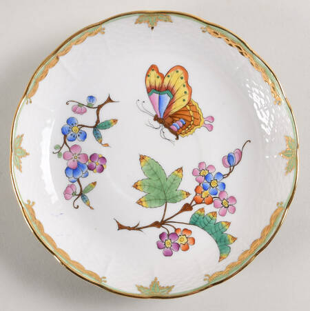 Queen Victoria (Green Border) Saucer for Flat Cup