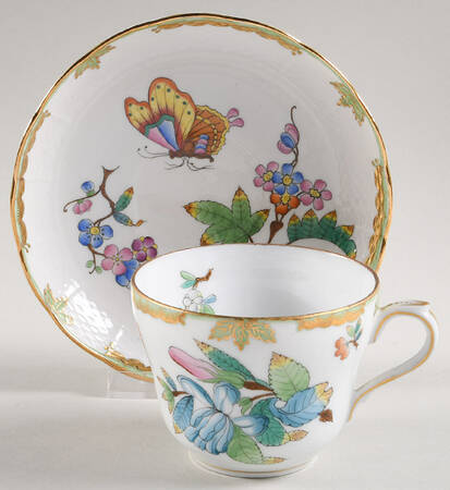 Queen Victoria (Green Border) Flat Cup & Saucer Set