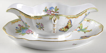 Queen Victoria (Green Border) Gravy Boat & Underplate