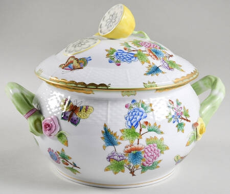 Queen Victoria (Green Border) Tureen & Lid
