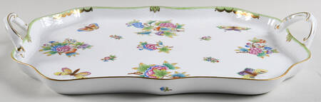 Queen Victoria (Green Border) 18" Handled Tray