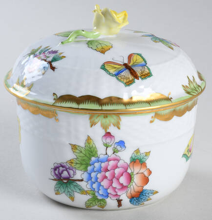 Queen Victoria (Green Border) Sugar Bowl & Lid
