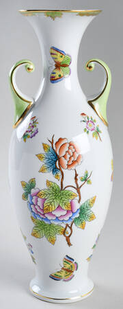 Queen Victoria (Green Border) 13" Handled Vase