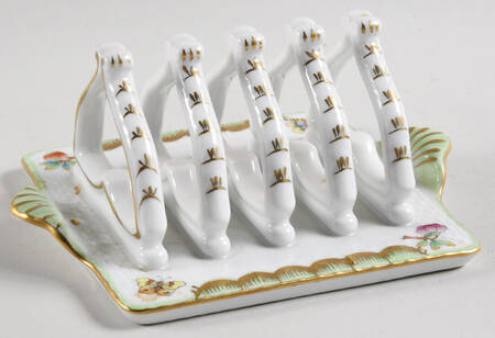 Queen Victoria (Green Border) Toast Server