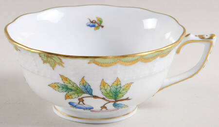 Queen Victoria (Green Border) Footed Cup