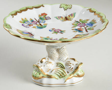 Queen Victoria (Green Border) Round Compote (Height X Width)