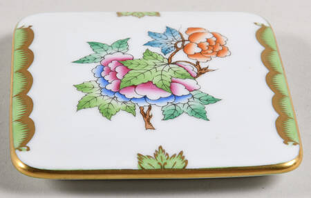 Queen Victoria (Green Border) Lid for Square Box