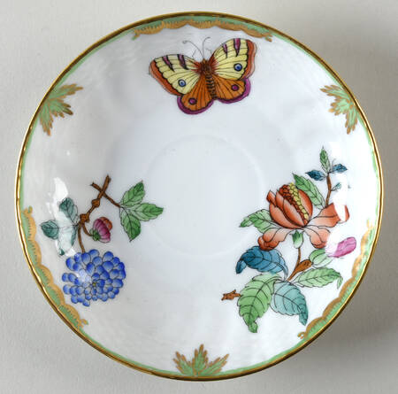 Queen Victoria (Green Border) Saucer for Flat Cup