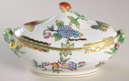 Queen Victoria (Green Border) Miniature Tureen & Lid