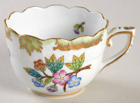 Queen Victoria (Green Border) Flat Demitasse Cup