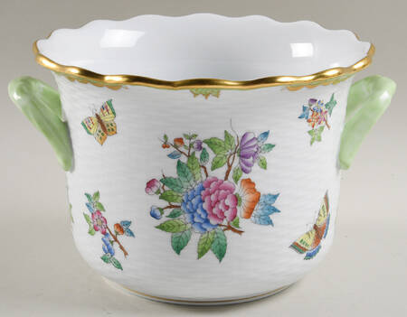 Queen Victoria (Green Border) 5" Cachepot