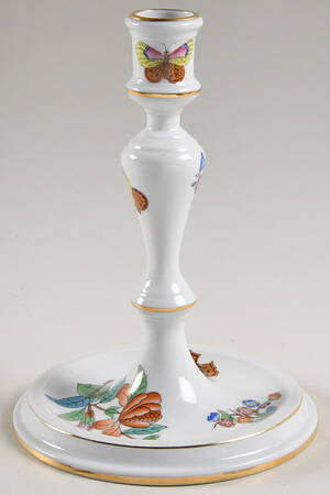 Queen Victoria (Green Border) 7" Candlestick