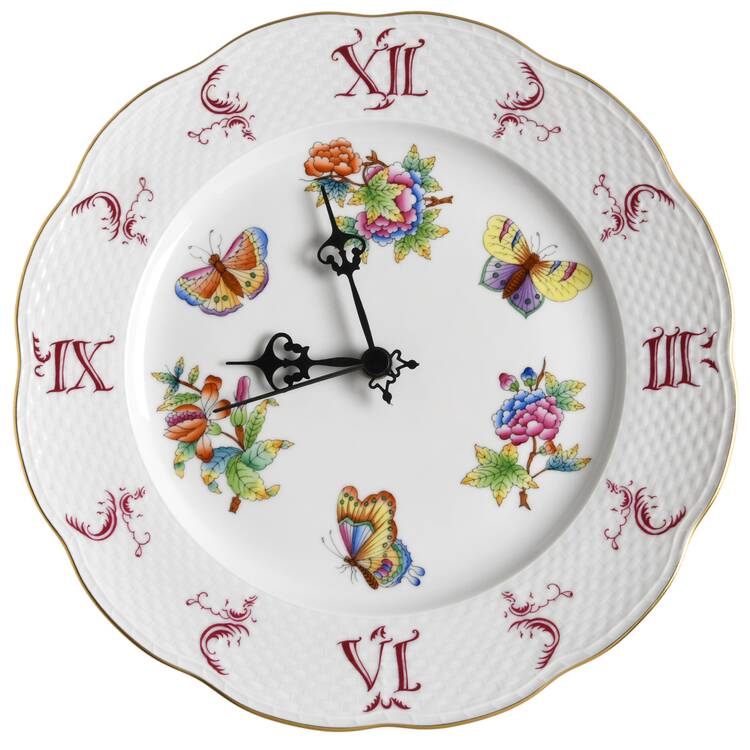Queen Victoria (Green Border) Hanging Wall Clock