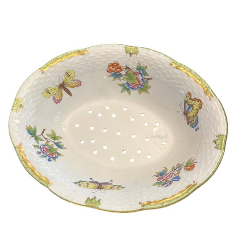 Queen Victoria (Green Border) Large Pierced Fruit Bowl