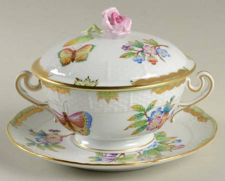 Queen Victoria (Green Border) Cream Soup Bowl & Saucer Set with Lid