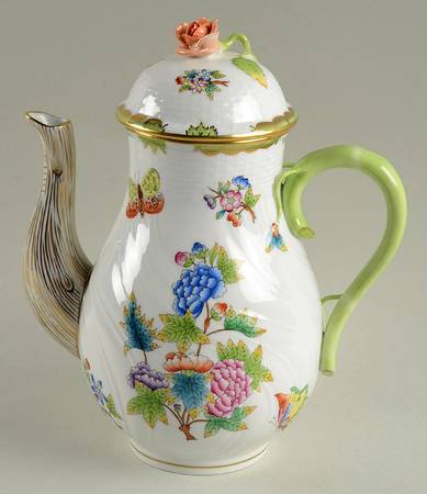 Queen Victoria (Green Border) Coffee Pot & Lid