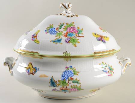 Queen Victoria (Green Border) Oval Tureen & Lid