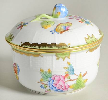 Queen Victoria (Green Border) Sugar Bowl & Lid