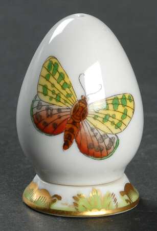 Queen Victoria (Green Border) Pepper Shaker & Ceramic Stopper