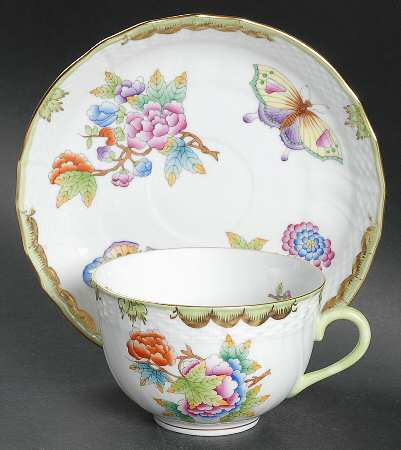 Queen Victoria (Green Border) Flat Cup & Saucer Set