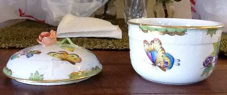 Queen Victoria (Green Border) Sugar Bowl & Lid