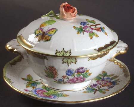 Queen Victoria (Green Border) Bouillon Soup & Saucer with Lid