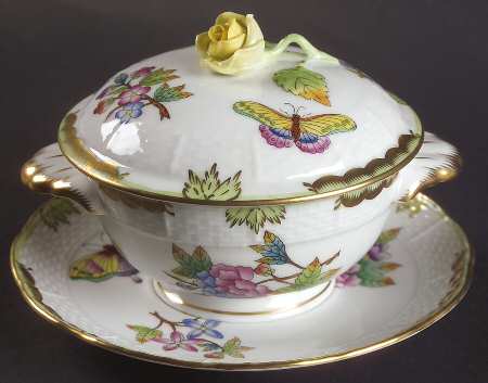 Queen Victoria (Green Border) Bouillon Soup & Saucer with Lid