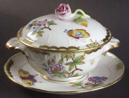 Queen Victoria (Green Border) Bouillon Soup & Saucer with Lid