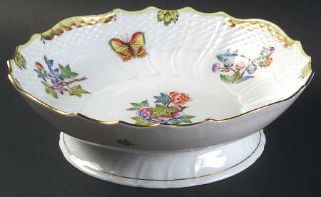Queen Victoria (Green Border) Round Compote (Height X Width)