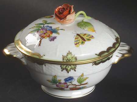 Queen Victoria (Green Border) Bouillon Soup W/Lid