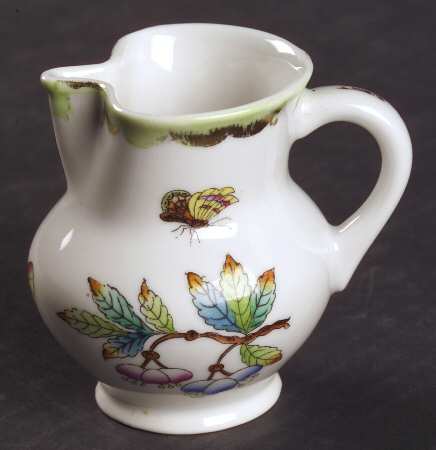 Queen Victoria (Green Border) Mini Creamer