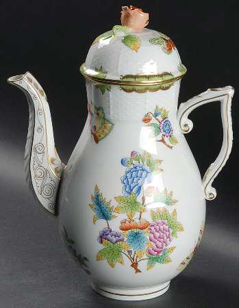 Queen Victoria (Green Border) Coffee Pot & Lid