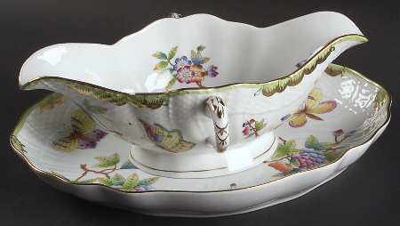 Queen Victoria (Green Border) Gravy Boat & Underplate
