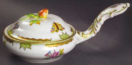 Queen Victoria (Green Border) Ramekin with Lid