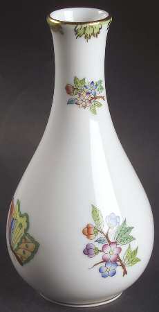 Queen Victoria (Green Border) 6" Bud Vase