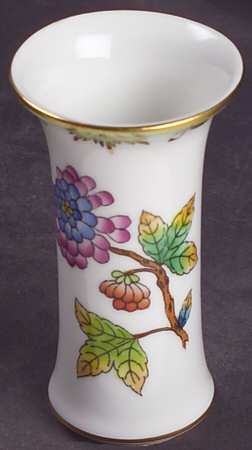 Queen Victoria (Green Border) 3" Mini Bud Vase