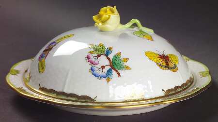 Queen Victoria (Green Border) Muffin Dish & Lid