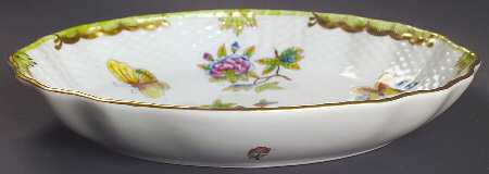 Queen Victoria (Green Border) 8" Oval Vegetable Bowl