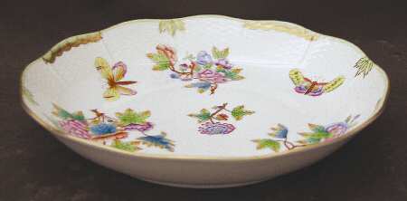 Queen Victoria (Green Border) 9" Round Vegetable Bowl