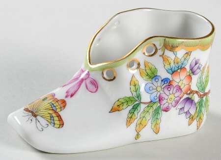 Queen Victoria (Green Border) Baby Shoe