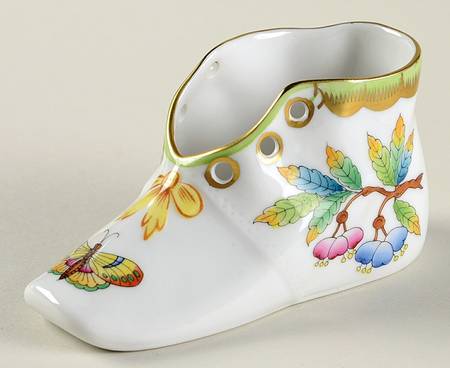 Queen Victoria (Green Border) Baby Shoe