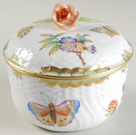 Queen Victoria (Green Border) Sugar Bowl & Lid