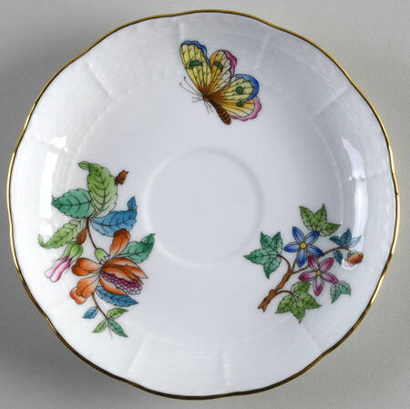 Queen Victoria Older (VA) Saucer for Flat Cup