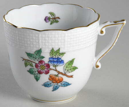 Queen Victoria Older (VA) Flat Cup